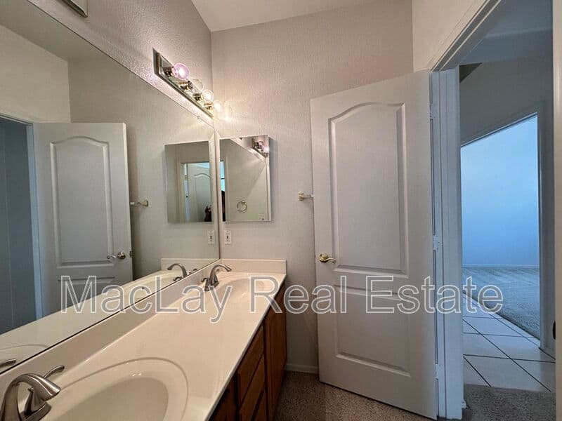 Phoenix House: 2744 E Amberwood Dr