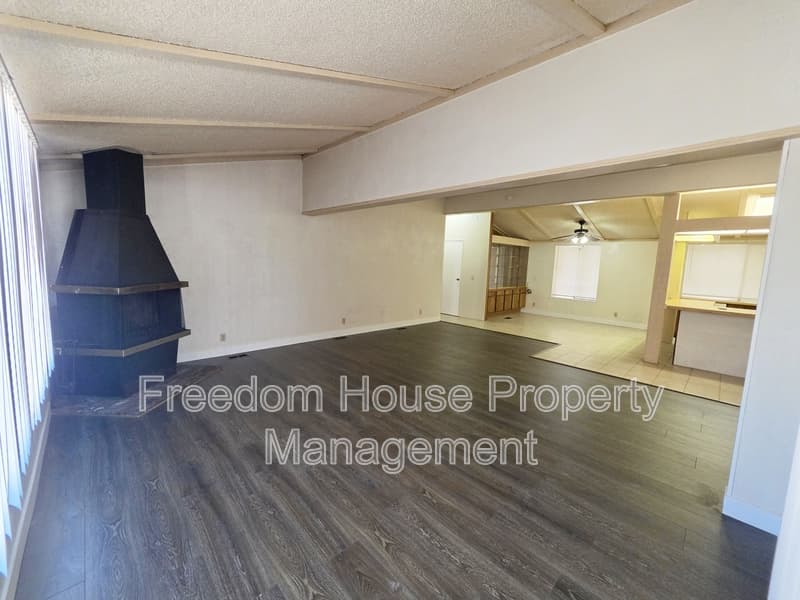 Pahrump Condo: 5391 Money Street - Main House