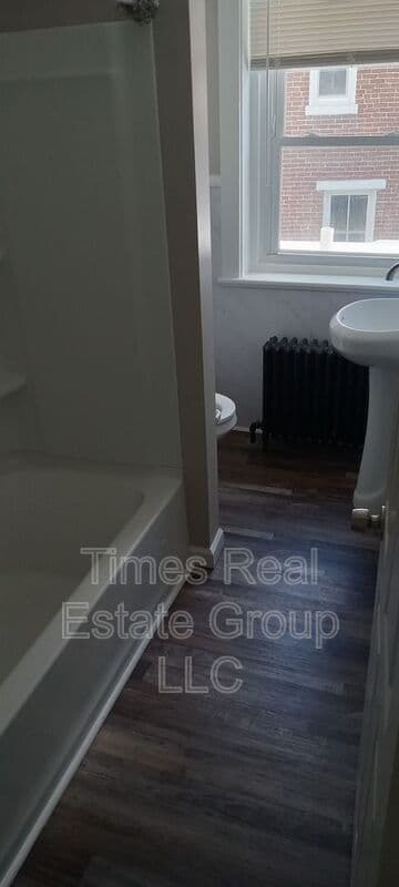 Fleetwood Condo: 19 West Main St