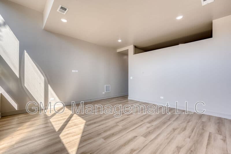 Chicago House: 1423 South Kedzie Avenue