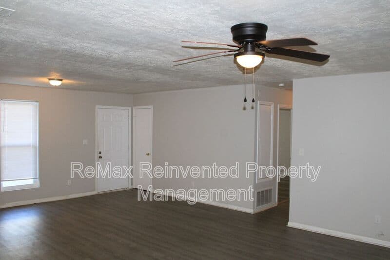 Augusta House: 3109 Jennifer Ct