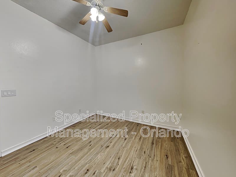 Orlando House: 728 Hardwood Cir