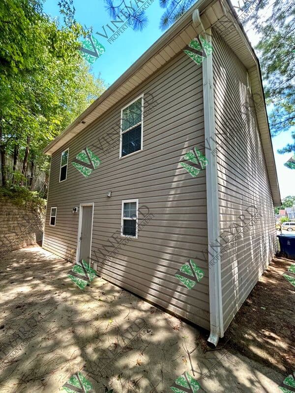 Dallas House: 101 Twin Pines Ct