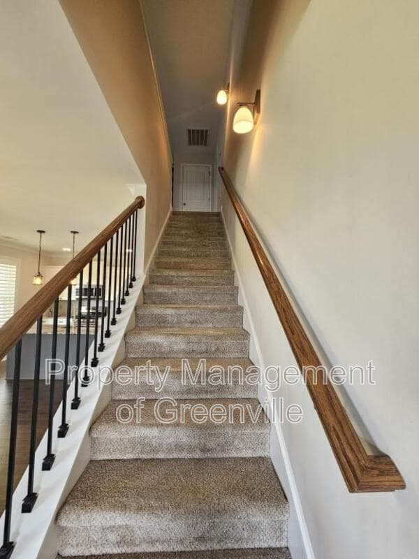 Taylors House: 625 Old Rutherford Rd