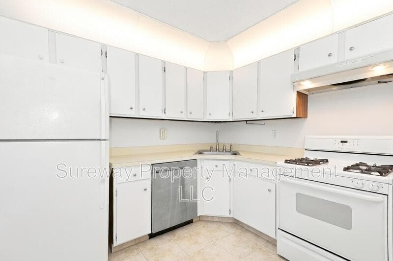 Hamilton Condo: 58 Willow Ct