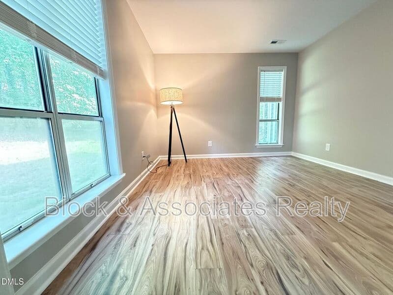 Raleigh Condo: 4120 Sedgewood Drive