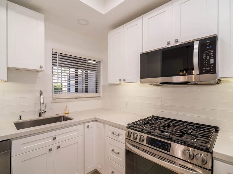 Palm Springs Condo: 2601 S Broadmoor Dr