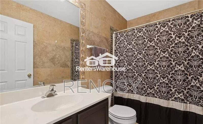 West Des Moines House: 7744 Cottonwood Ln