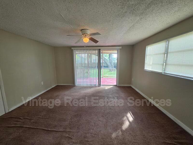 Tampa House: 1512 W Comanche Ave