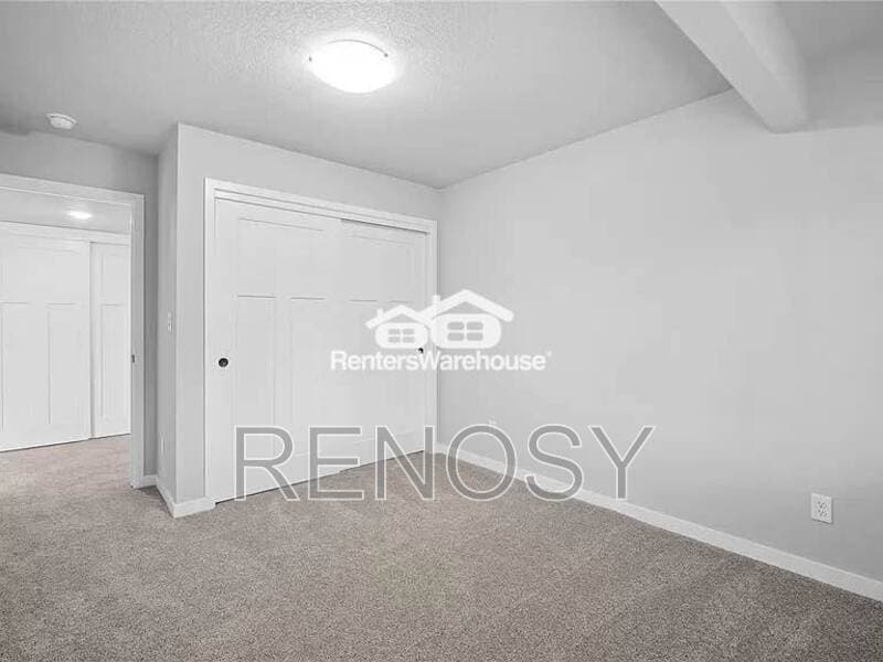 Pleasant Hill House: 36 Keeneland Court