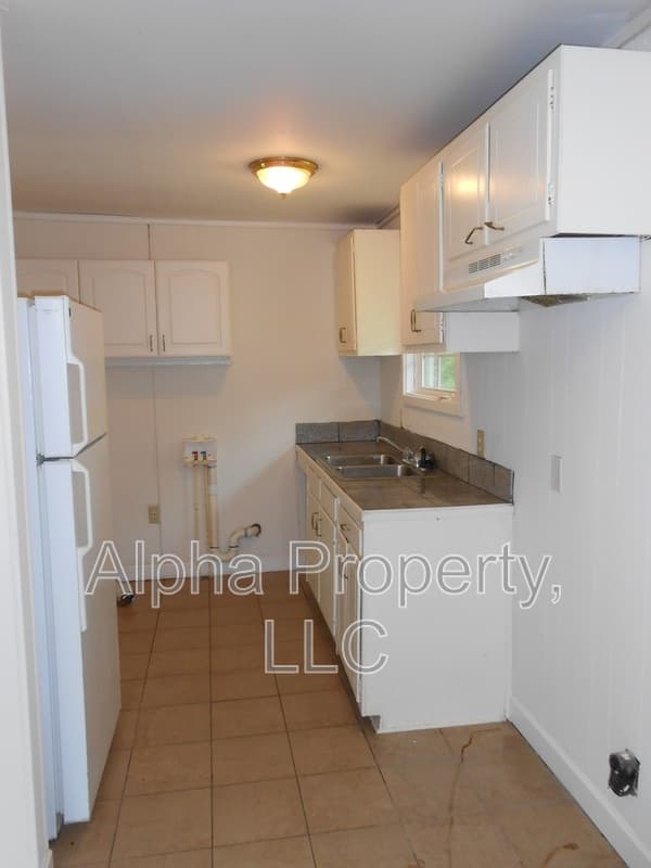 Greer House: 212 Campbell Ave
