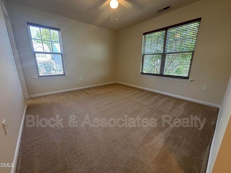 Wake Forest House: 1429 Kirkwood Hill Way