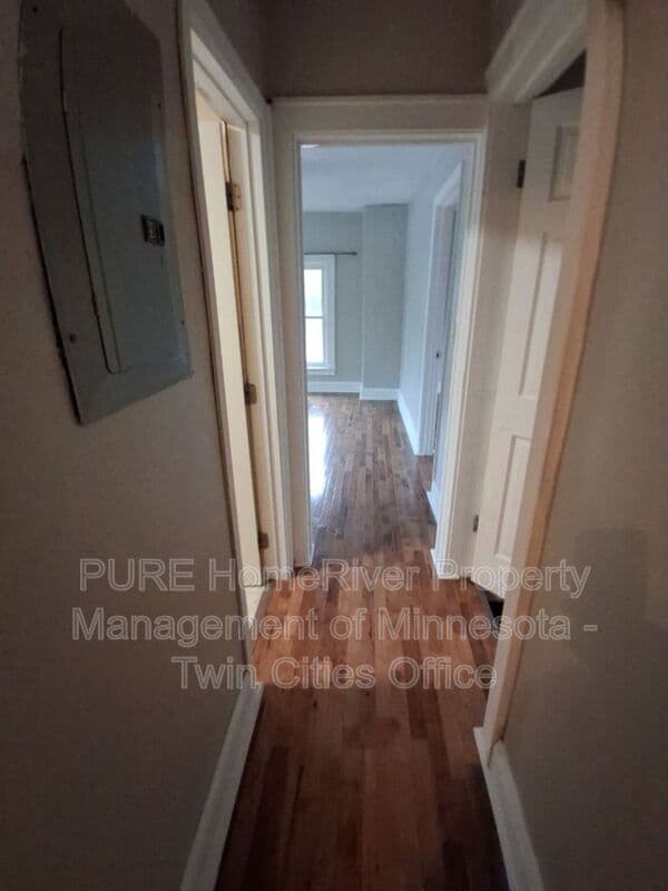 Saint Paul Condo: 1972 Minnehaha Ave E