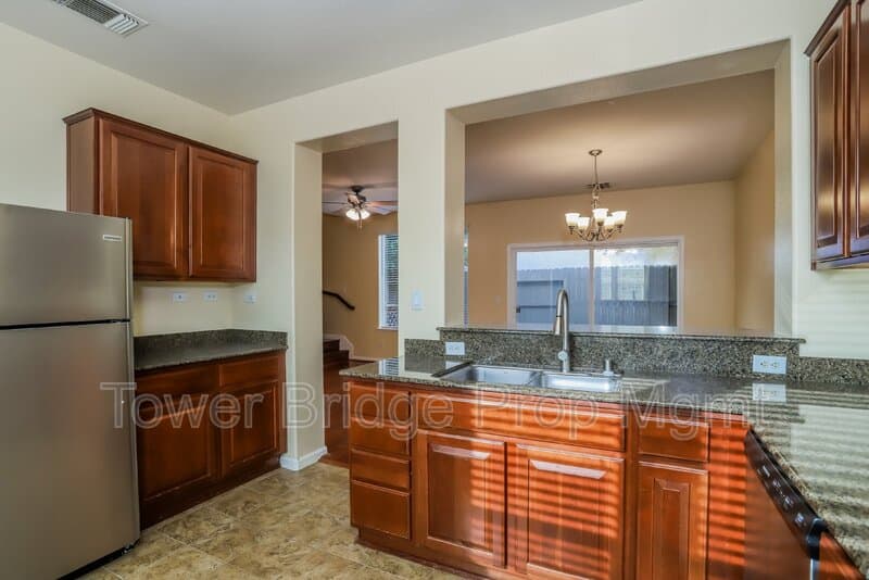 Rancho Cordova House: 11825 Everdell Way