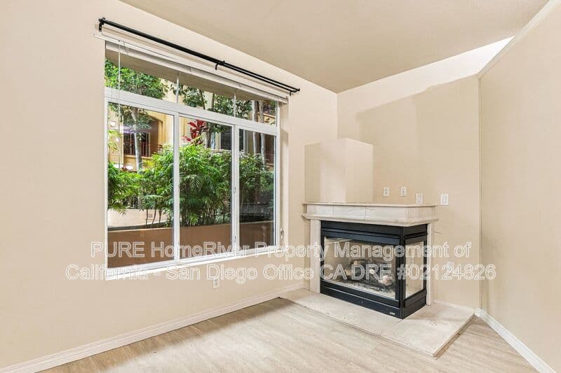 San Diego House: 2400 5th Avenue