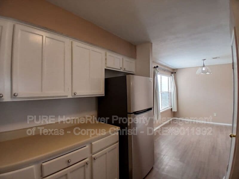 Corpus Christi Townhome: 4401 River Valley Dr