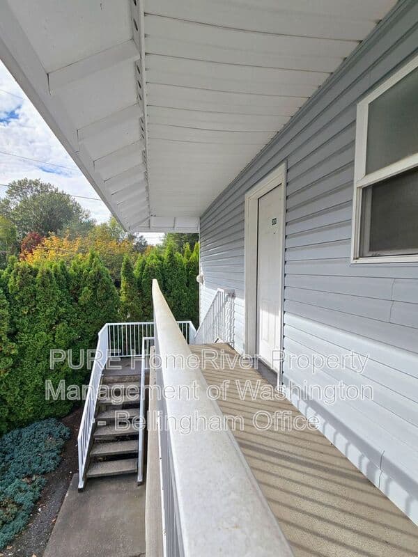 Bellingham Condo: 3150 W. Maplewood Ave