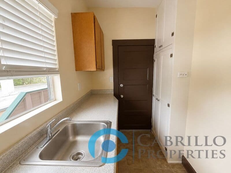 San Diego Condo: 2203-5 Broadway