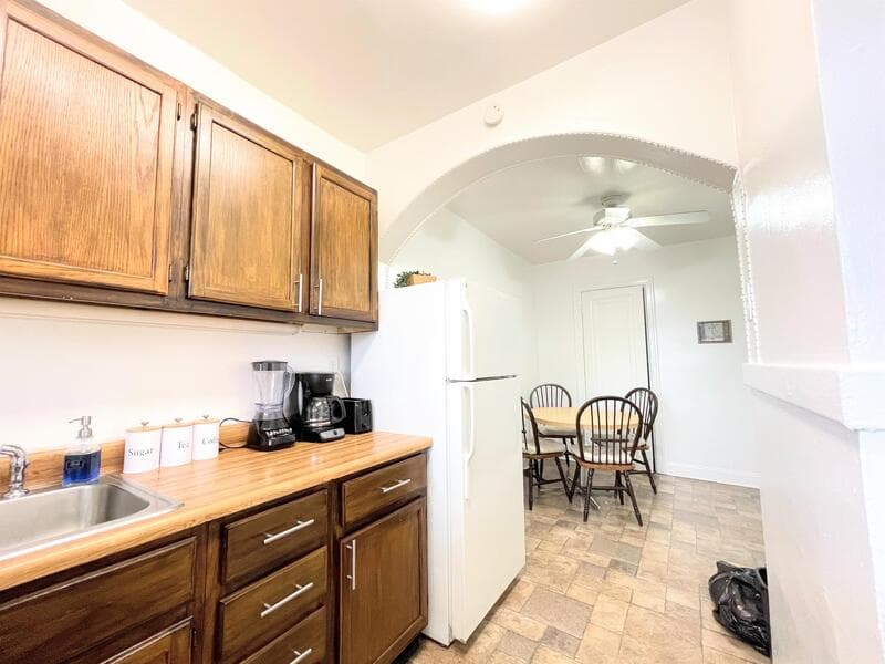 St Louis Condo: 6649 Berthold Ave