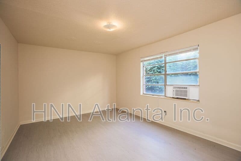 Atlanta Condo: 1171 Woodland Ave, NE