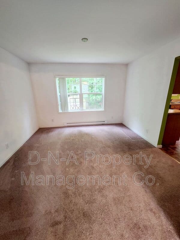 Tobyhanna House: 9421 Juniper Dr (J007)