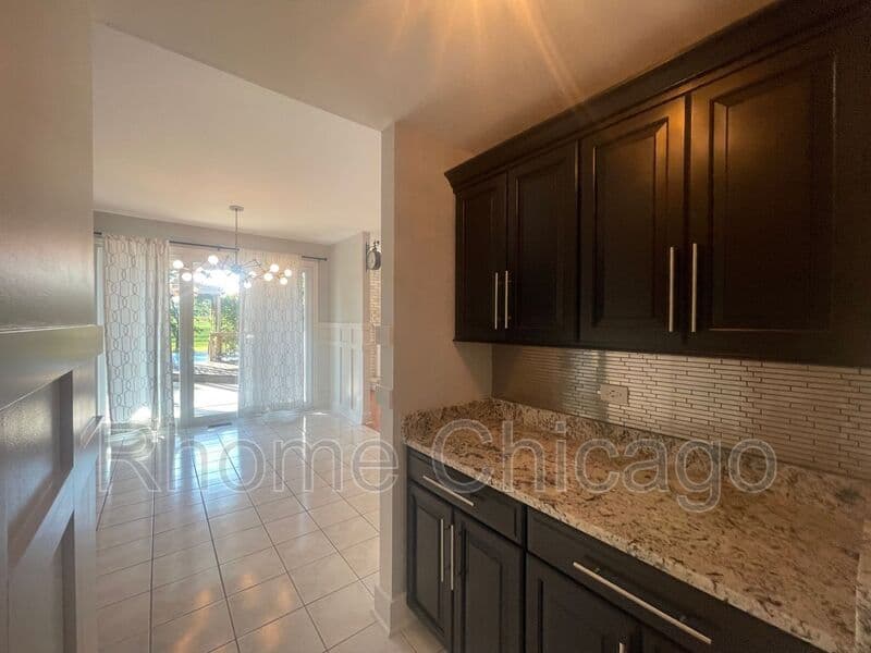 Carol Stream House: 1034 Idaho St.