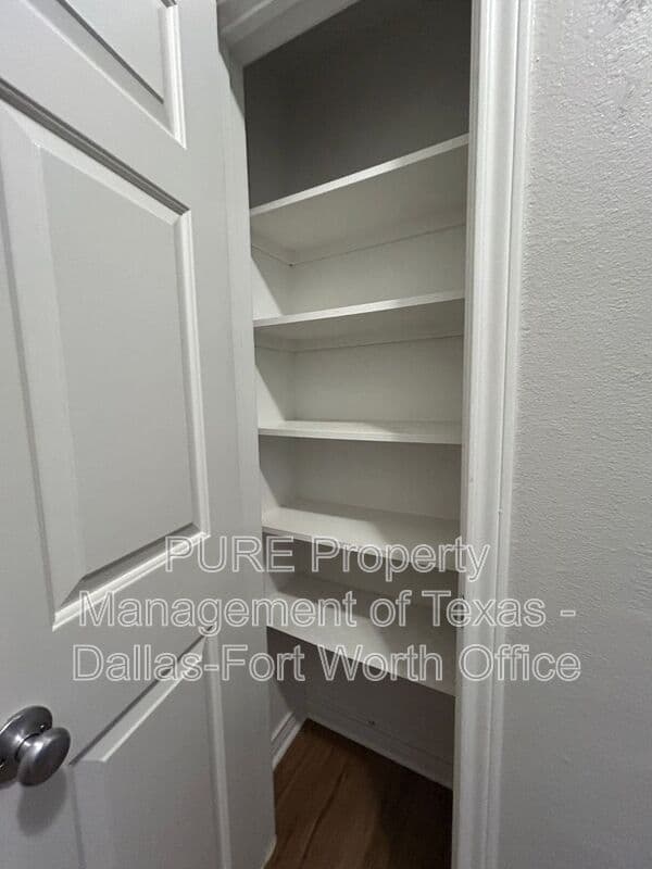 Arlington Condo: 1655 Ascension Bluff Dr.