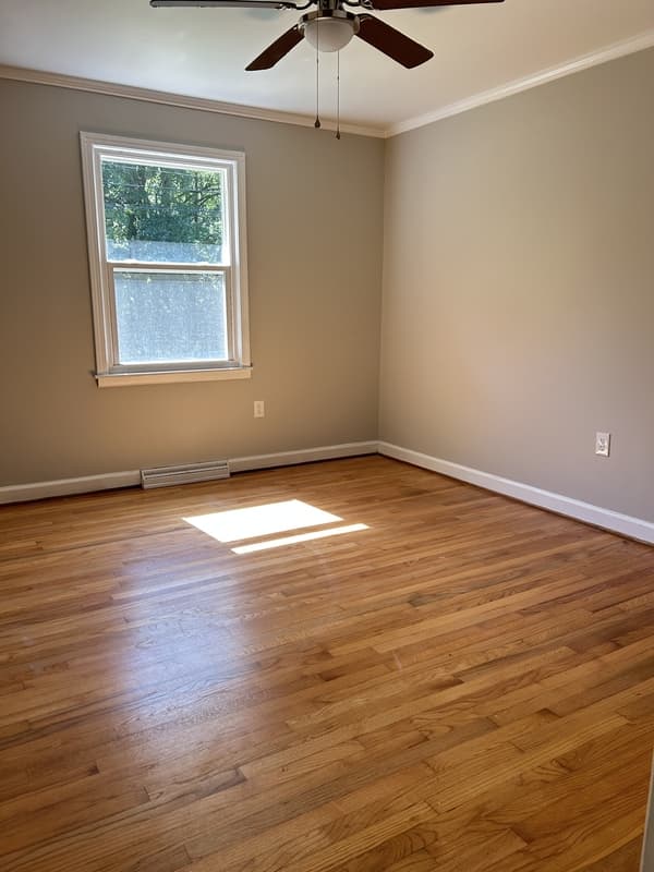 Greenville House: 105 Spring Valley Road