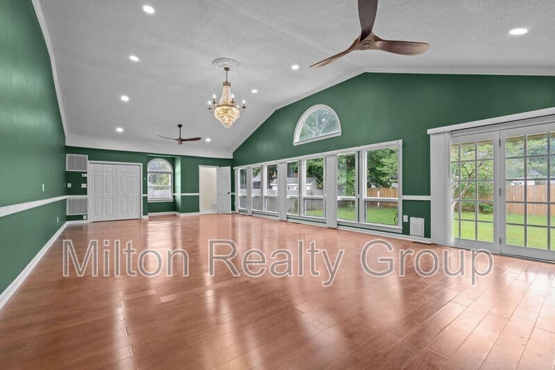Dunn House: 1505 Fairview St.