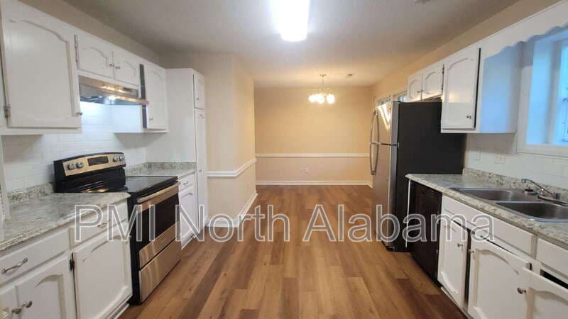 Huntsville House: 1021 Sandy Springs Rd NW