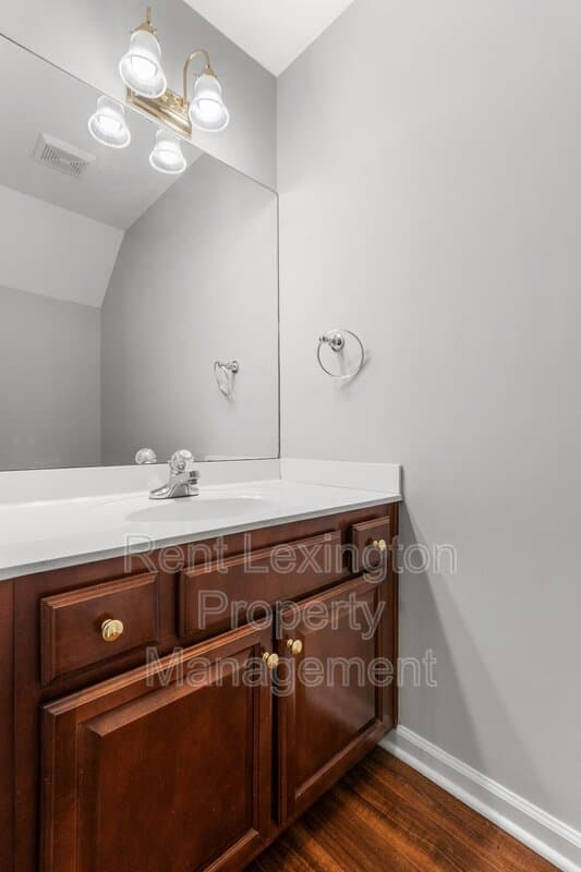 Lexington House: 1625 Nicholasville Road Unit 601