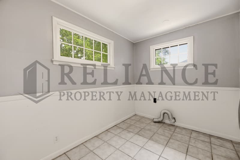 Wichita Condo: 111 North Clifton Ave #1