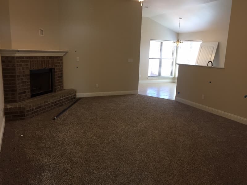 Midland House: 6704 Spur Lane