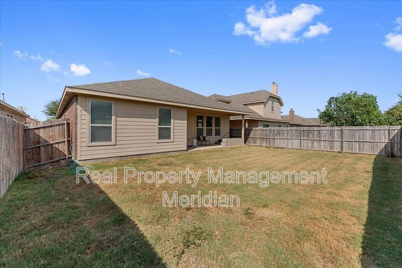 Fort Worth House: 1816 Placitas Trail