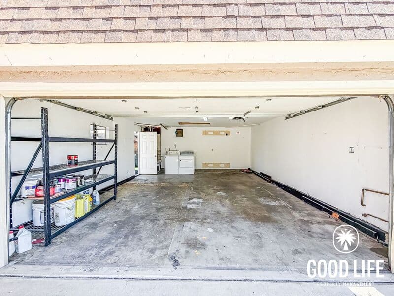 Escondido House: 2230 E Washington Ave