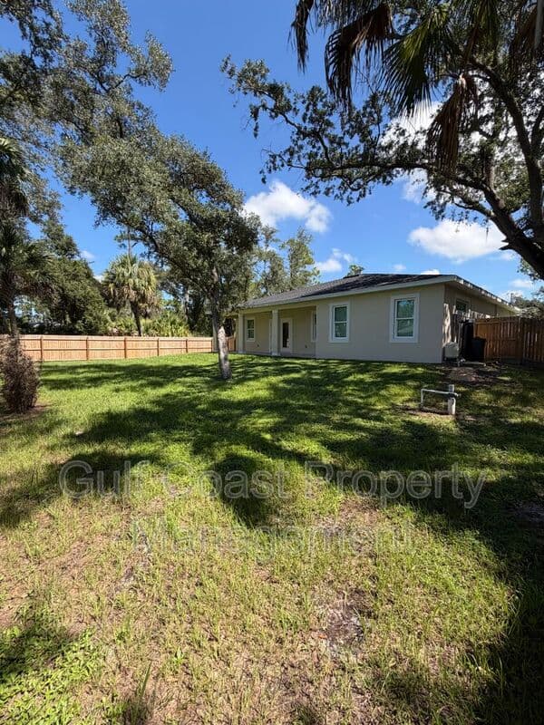 Northport House: 2793 Abbeville Rd