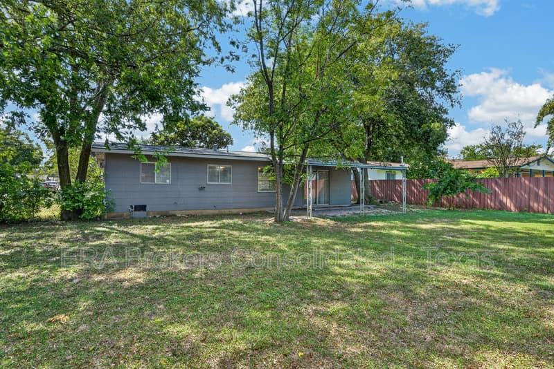 Schertz House: 213 Aviation