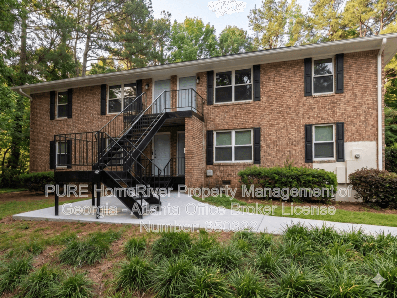 Forest Park Condo: 573 Evergreen Ter