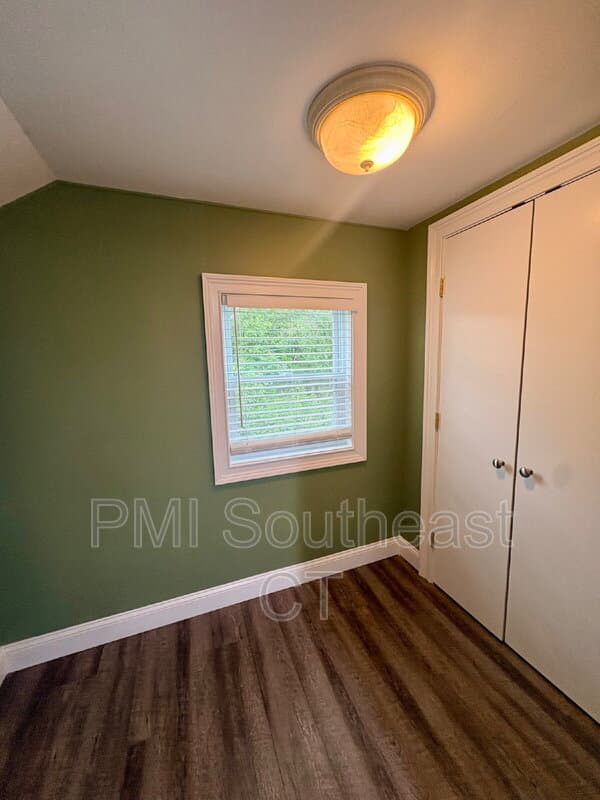 Groton Condo: 12 Fort Hill Road