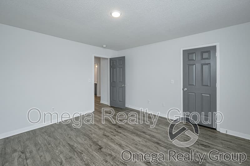 Columbiana Condo: 100 Egg And Butter Rd