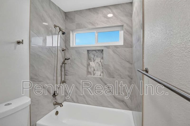 Escondido Condo: 806 E 4th Ave.