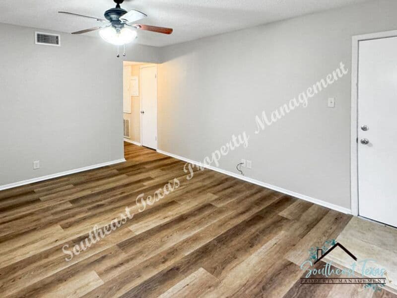 Nederland House: 2901 Helena Avenue