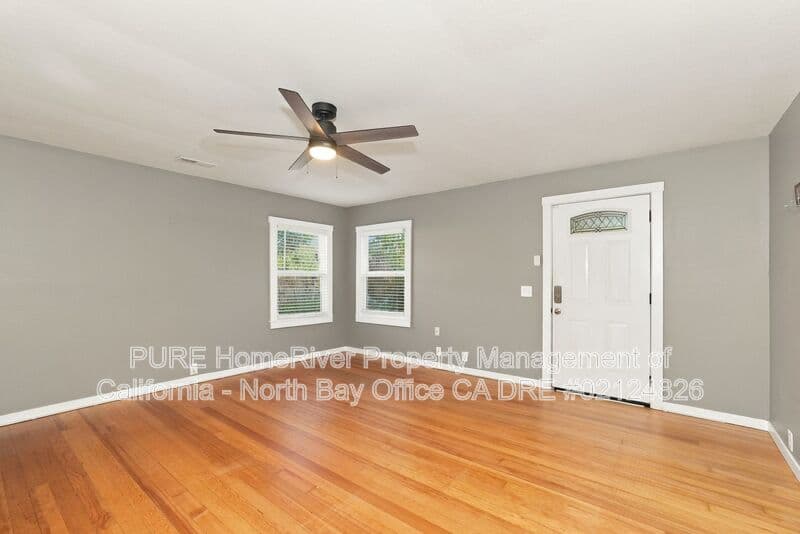 Sebastopol House: 325 Hutchins Ave