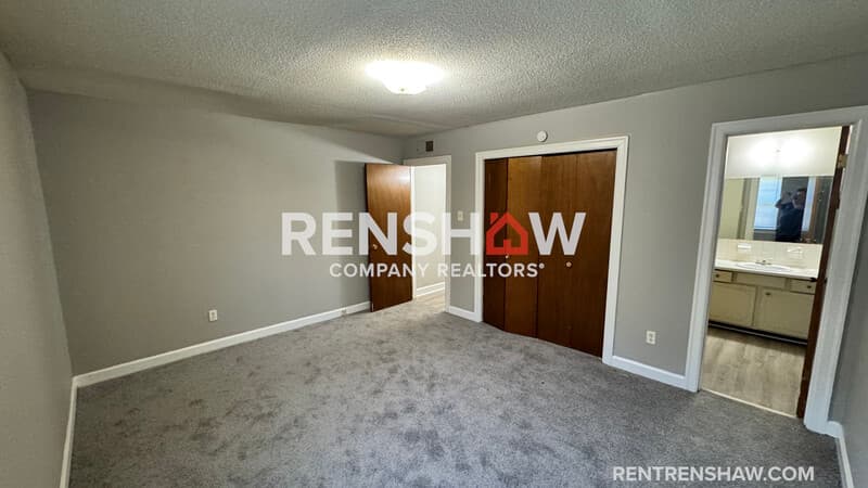 Memphis Condo: 3220 S Mendenhall Rd 1a