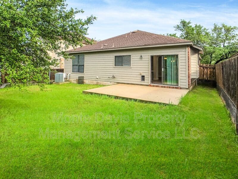 Cedar Park House: 2105 Sage Canyon Drive