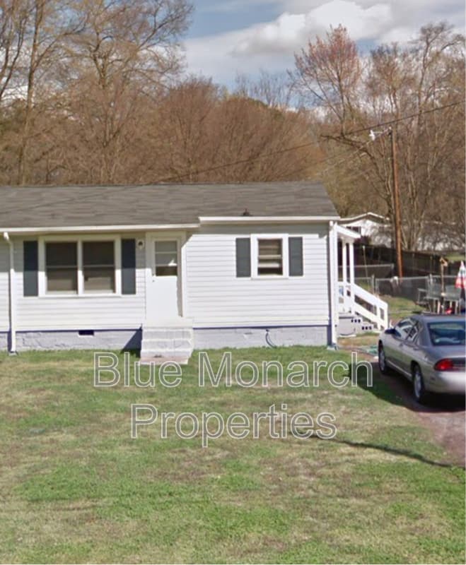Mt Holly House: 224 Tomberlin Road
