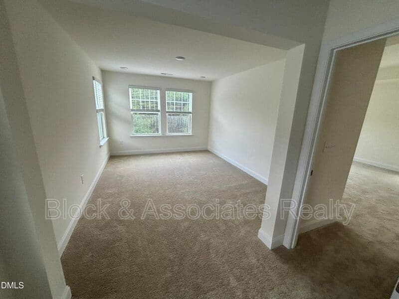 Raleigh House: 5128 Ranger Grove Way