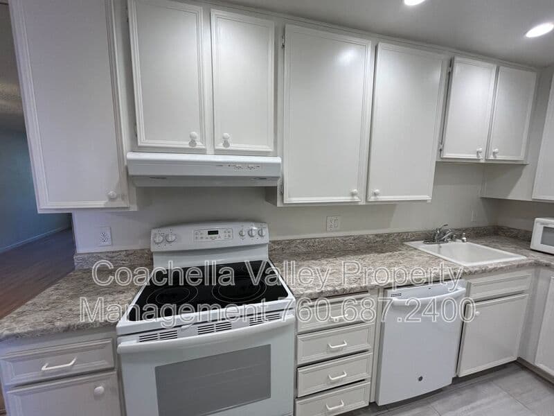 Palm Springs House: 2800 N Los Felices Cir W