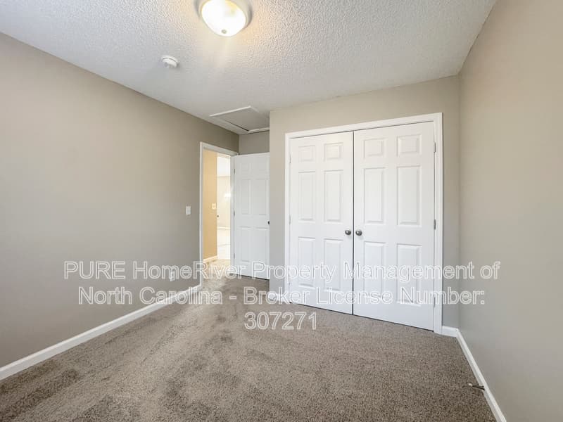 Greensboro House: 1718 Fern Hill Dr