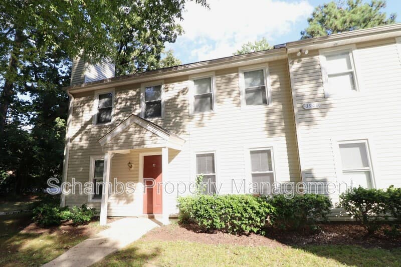 Raleigh Condo: 3901 Lexington Dr